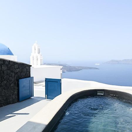 Three Bells Suites Firostefani Bagian luar foto