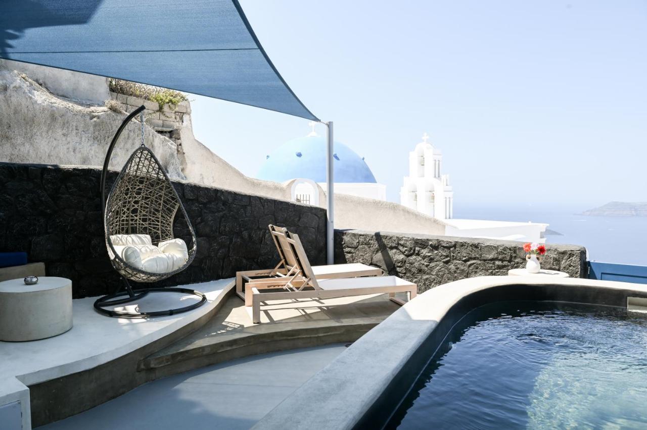 Three Bells Suites Firostefani Bagian luar foto