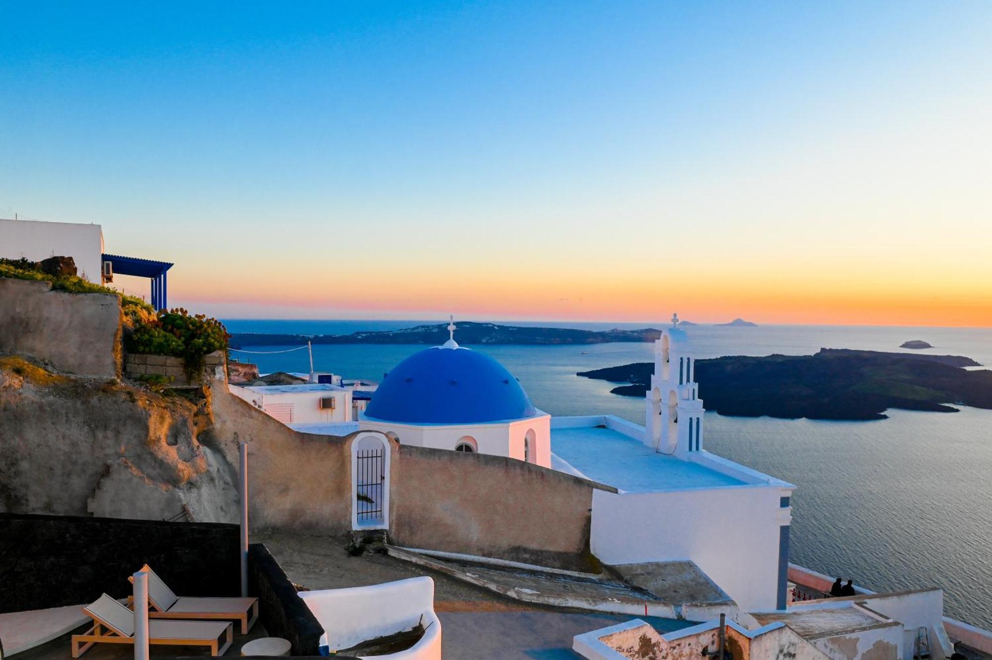 Three Bells Suites Firostefani Bagian luar foto